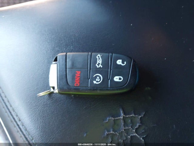 43646238 :رقم المزاد ، 2C3CDZBT1GH193637 vin ، 2016 Dodge Challenger R/t مزاد بيع