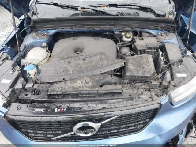 2021 VOLVO XC40 YV4162UMXM2492877 Photo 9