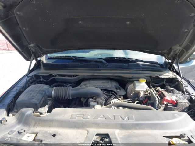 2019 RAM 1500 1C6SRFET0KN831726 Photo 9