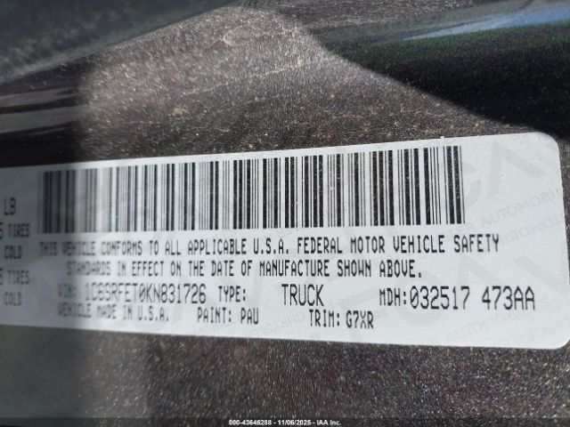 2019 RAM 1500 1C6SRFET0KN831726 Photo 8