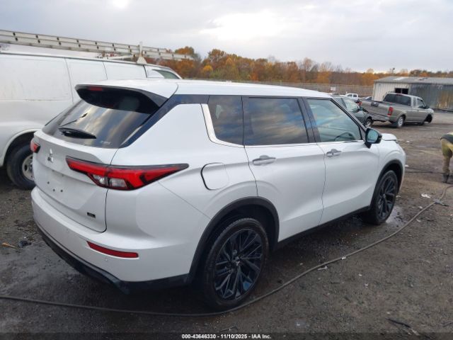 2023 MITSUBISHI OUTLANDER JA4J4UA89PZ048584 Photo 3