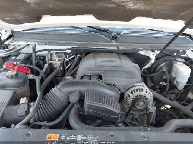 Продажа на аукционе авто 2013 Chevrolet Tahoe Lt, vin: 1GNSKBE00DR172903, номер лота: 43646356