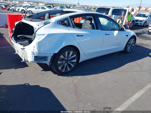 2025 TESLA MODEL 3 5YJ3E1EB6SF938863 Photo 3