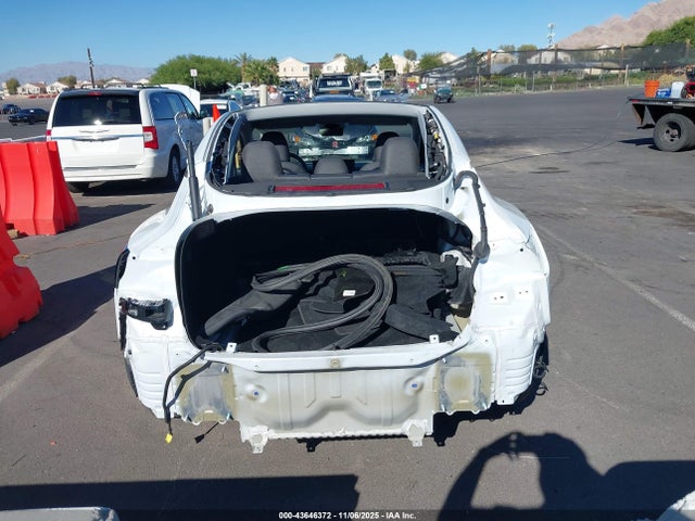 2025 TESLA MODEL 3 5YJ3E1EB6SF938863 Photo 5