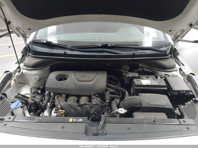 Hyundai ACCENT SE 2019 3KPC24A36KE069471 Image 10