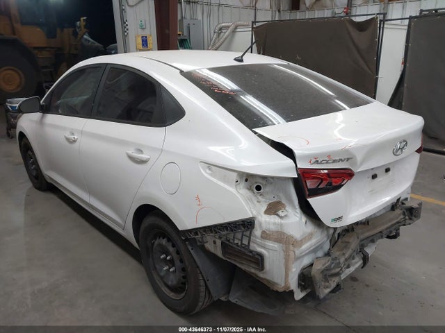 Hyundai ACCENT SE 2019 3KPC24A36KE069471 Image 3