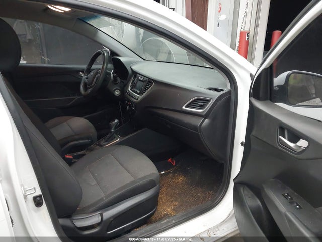 Hyundai ACCENT SE 2019 3KPC24A36KE069471 Image 5