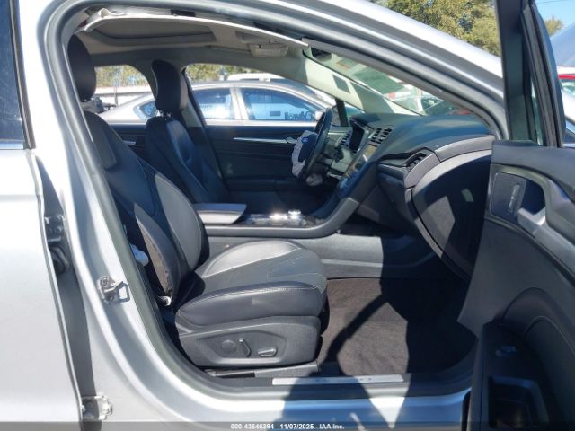 2019 FORD FUSION ENERGI 3FA6P0SU7KR258496 Photo 4