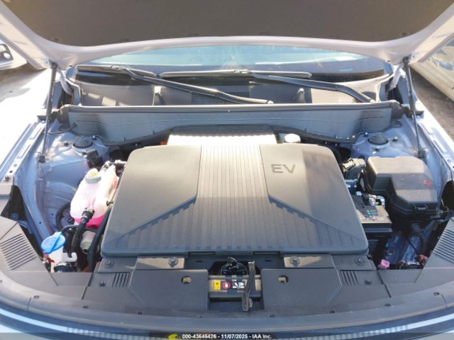 2024 HYUNDAI KONA ELECTRIC KM8HE3A63RU004568 Photo 9