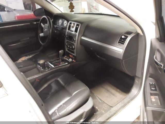 2010 CHRYSLER 300 2C3CA5CV0AH324890 Photo 4