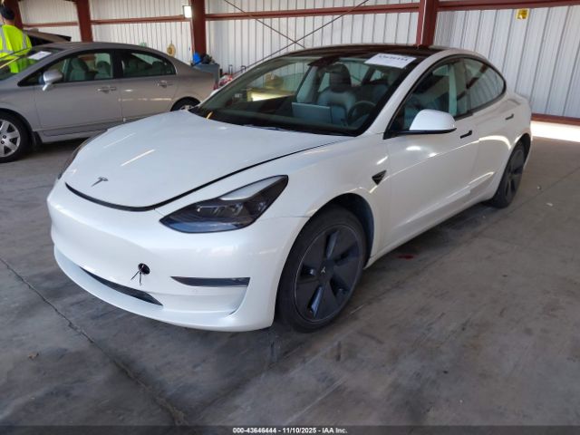 2022 TESLA MODEL 3 5YJ3E1EB2NF136170 Photo 1