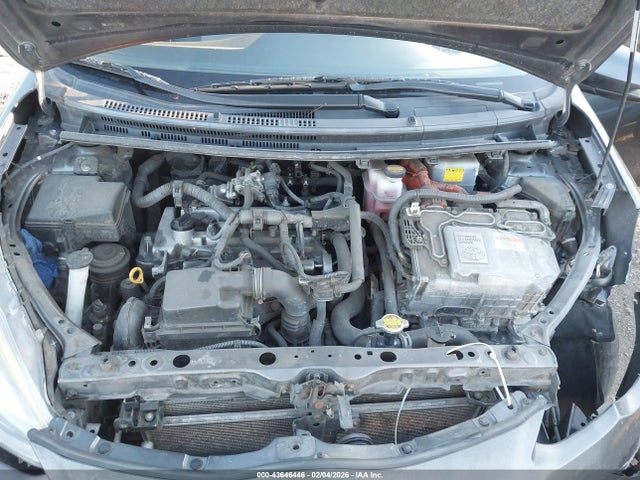 JTDKDTB32F1099851 Toyota Prius C Two