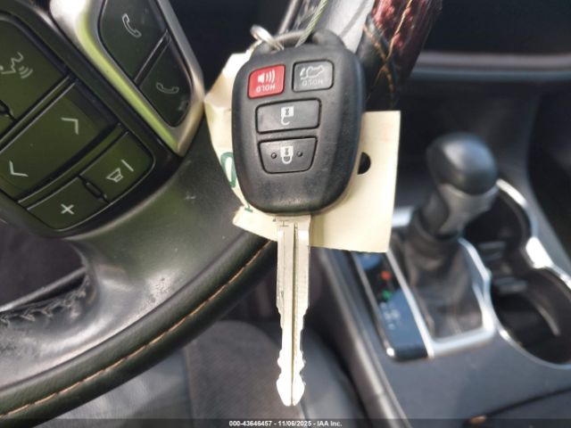 2017 TOYOTA HIGHLANDER 5TDZZRFH4HS211970 Photo 10