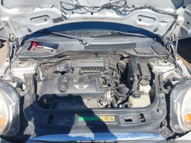 2011 MINI COOPER WMWSU3C57BTX96895 Photo 9