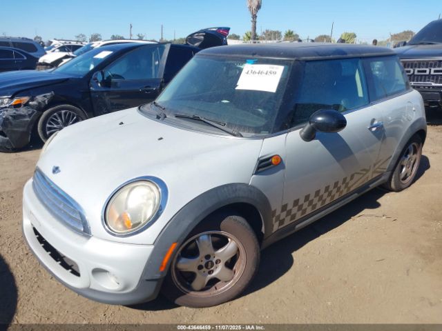 2011 MINI COOPER WMWSU3C57BTX96895 Photo 1