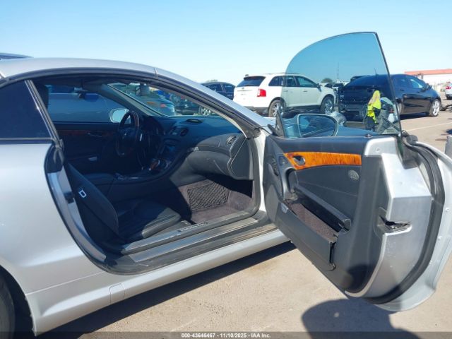 2011 MERCEDES-BENZ SL 550 WDBSK7BA4BF161807 Photo 4