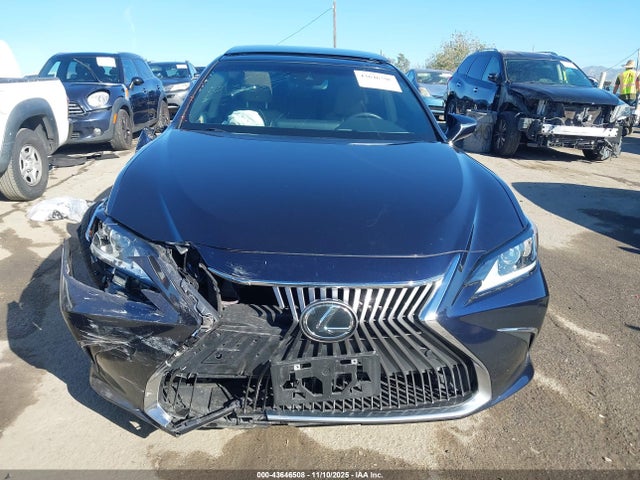 58ADZ1B12MU104835 Lexus ES 350