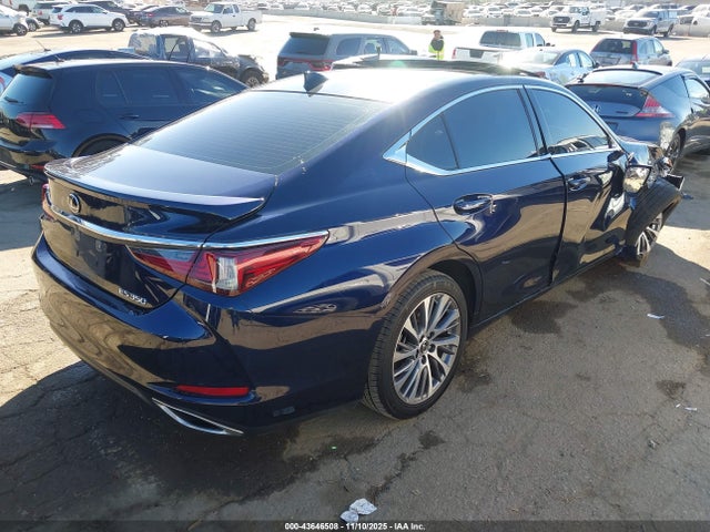 58ADZ1B12MU104835 Lexus ES 350