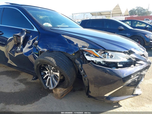 58ADZ1B12MU104835 Lexus ES 350