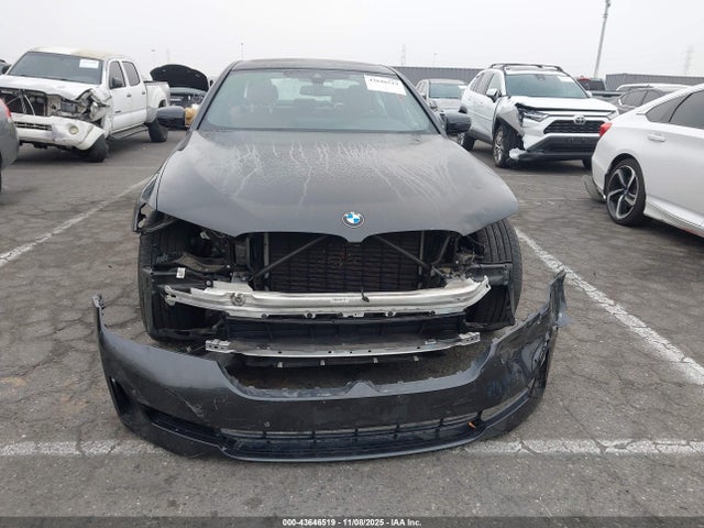 BMW 530 I 2023 WBA53BH00PCM96033 Image 13