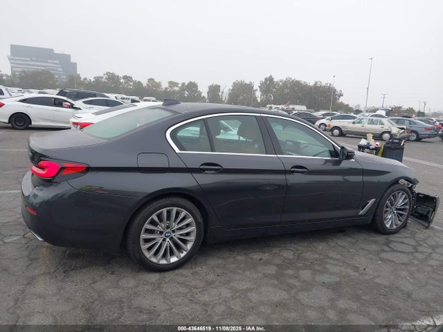 BMW 530 I 2023 WBA53BH00PCM96033 Image 14