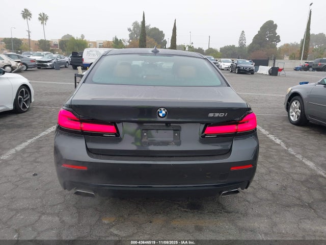 BMW 530 I 2023 WBA53BH00PCM96033 Image 17