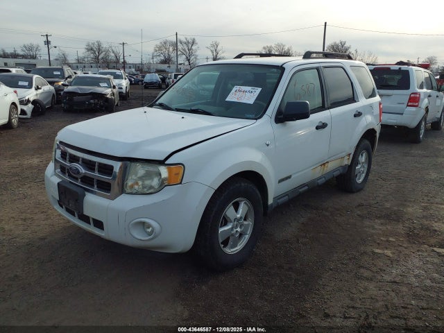 43646587 :رقم المزاد ، 1FMCU03118KC97443 vin ، 2008 Ford Escape Xlt مزاد بيع