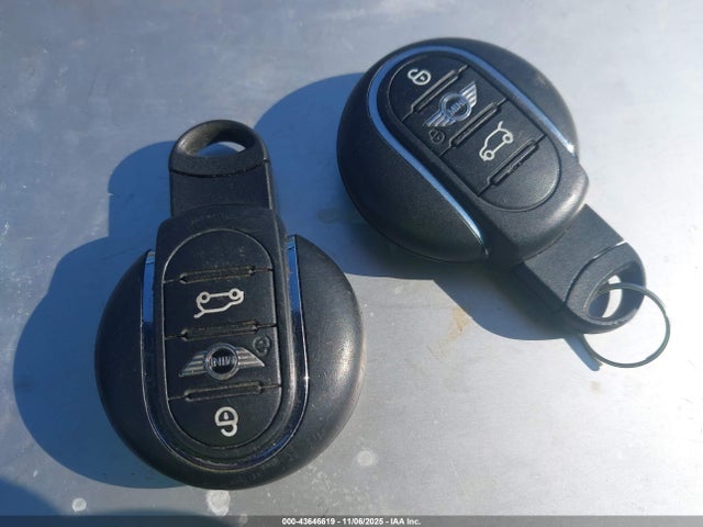 2017 MINI HARDTOP WMWXU1C36H2F78599 Photo 10