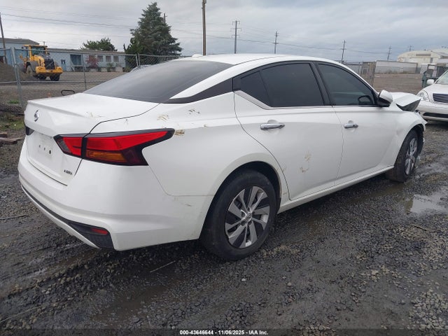 1N4BL4BW5LC251517 Nissan Altima S Intelligent Awd