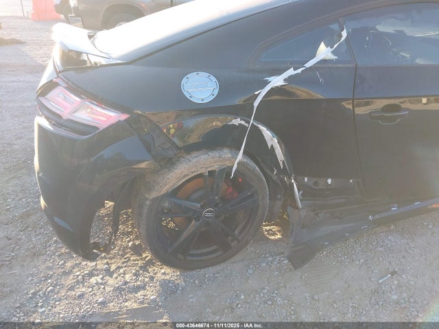 2017 AUDI TTS TRUC1AFV0H1017458 Photo 5