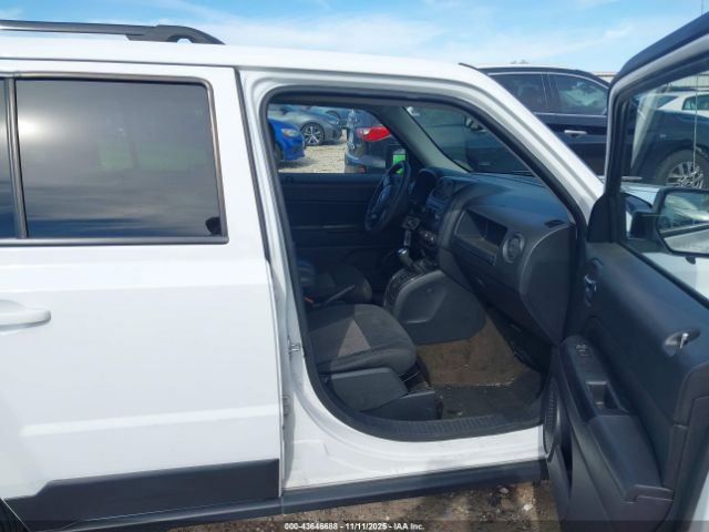 2015 JEEP PATRIOT 1C4NJPBA7FD358828 Photo 4