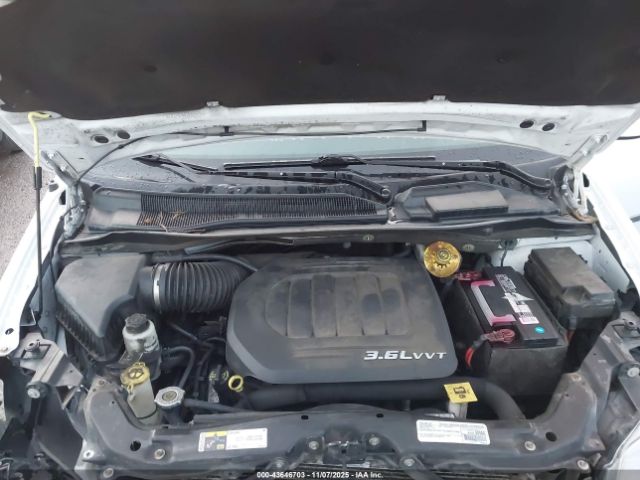 2016 CHRYSLER TOWN & COUNTRY 2C4RC1BG9GR286655 Photo 9