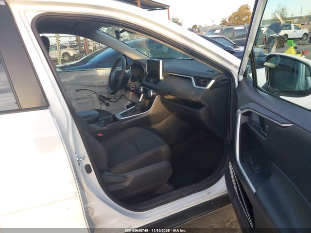 2T3MWRFV6RW222221 Toyota Rav4 Hybrid Le