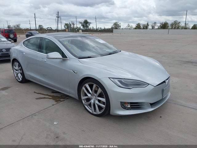 2017 TESLA MODEL S 5YJSA1E29HF198693 Photo 0