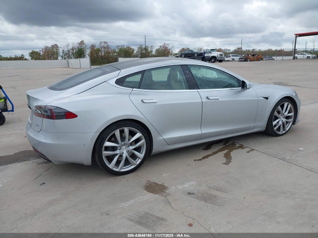 2017 TESLA MODEL S 5YJSA1E29HF198693 Photo 3