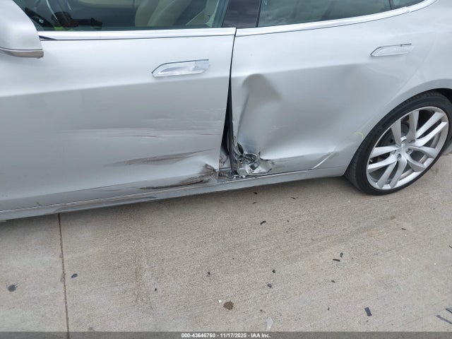 2017 TESLA MODEL S 5YJSA1E29HF198693 Photo 5