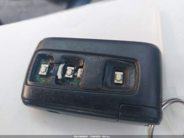 2005 TOYOTA PRIUS JTDKB20U357012661 Photo 10