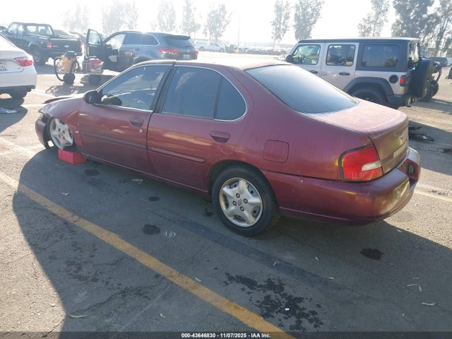 2001 NISSAN ALTIMA 1N4DL01D31C207885 Photo 2