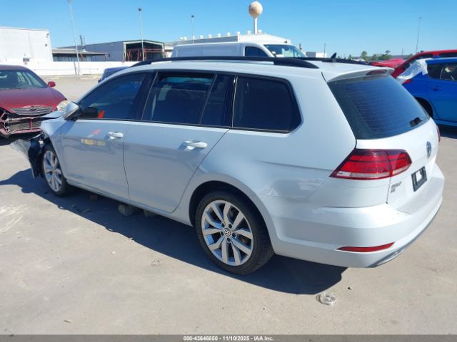 2019 VOLKSWAGEN GOLF SPORTWAGEN 3VWY57AU8KM502461 Photo 2