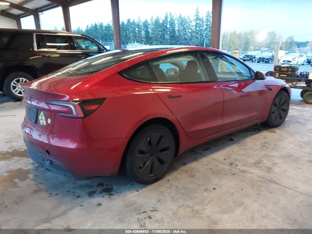 2024 TESLA MODEL 3 5YJ3E1EAXRF735170 Photo 3