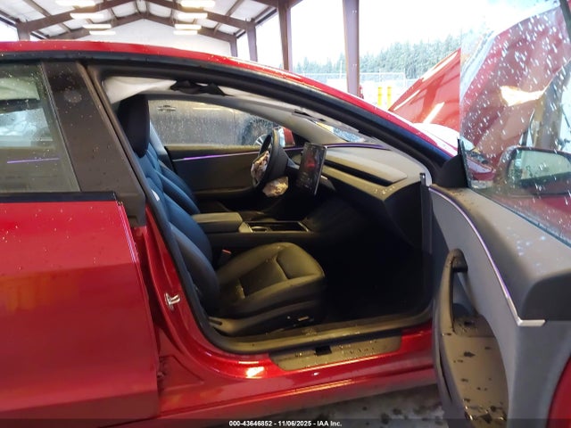 2024 TESLA MODEL 3 5YJ3E1EAXRF735170 Photo 4