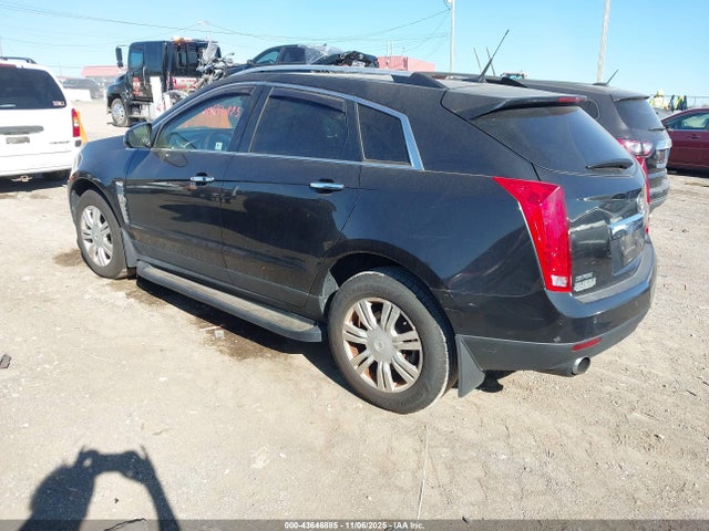 2011 CADILLAC SRX 3GYFNAEYXBS556032 Photo 2