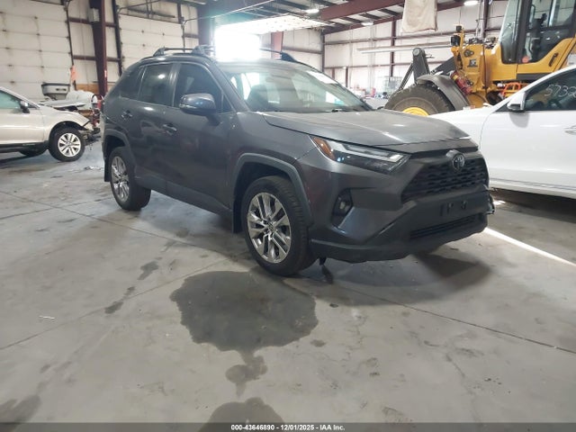 Toyota Rav4 Xle Premium 2022 2T3A1RFVXNC269653 Image 1