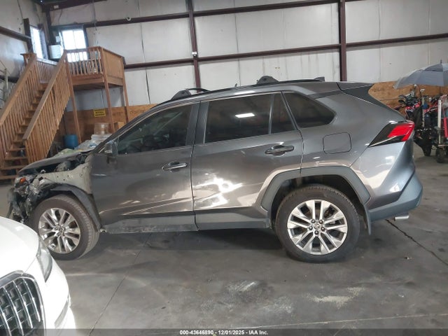 Toyota Rav4 Xle Premium 2022 2T3A1RFVXNC269653 Image 14