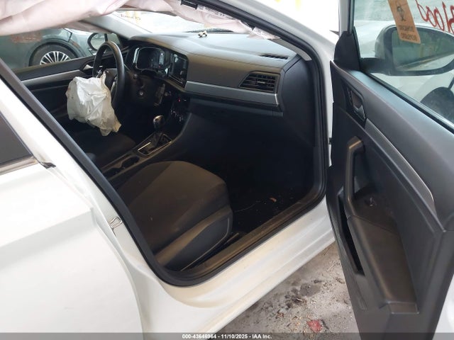 3VWCB7BU2KM249879 Volkswagen Jetta 1.4t R-line/1.4t S/1.4t Se