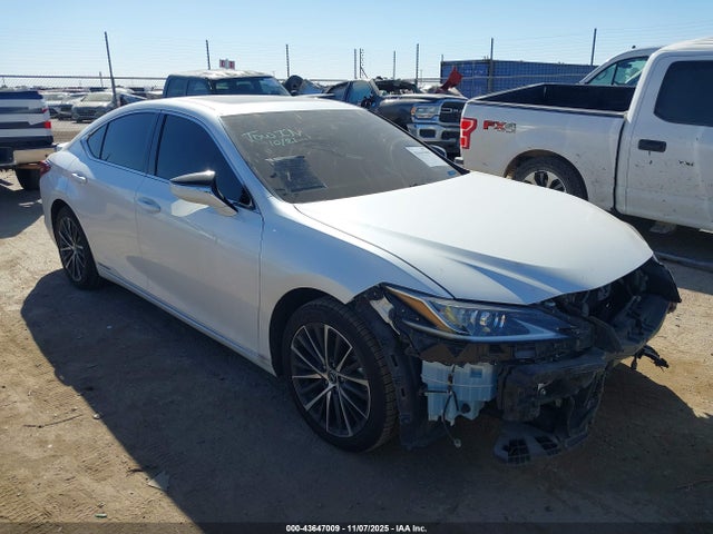 2022 LEXUS ES 300H 58ADA1C11NU025096