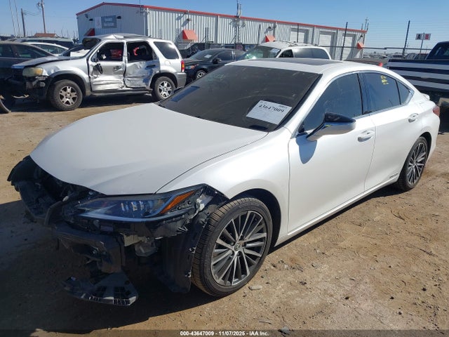 2022 LEXUS ES 300H 58ADA1C11NU025096 Photo 1