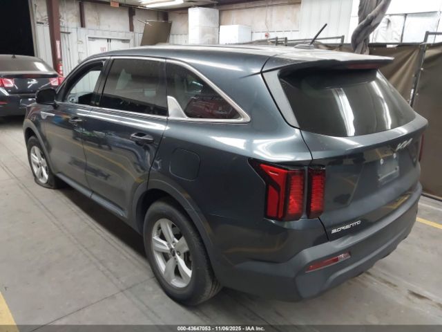 2023 KIA SORENTO 5XYRG4LC4PG189739 Photo 2