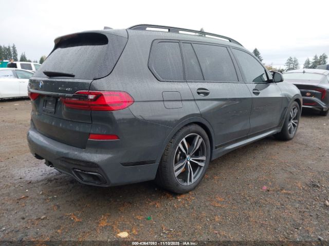 2022 BMW X7 5UXCW2C04N9K69641 Photo 3