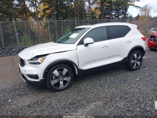 2022 VOLVO XC40 YV4162UK4N2654194 Photo 1